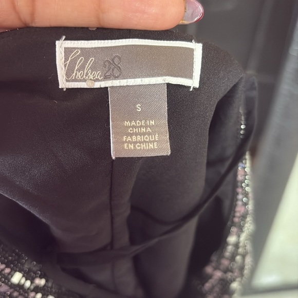 Chelsea28 Silver Sequin Camisole - Picture 5 of 5